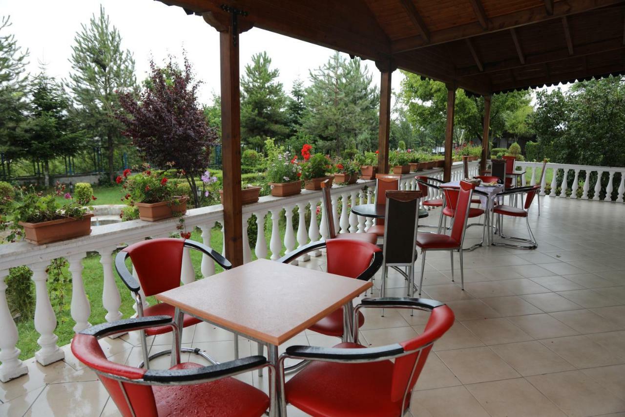 Hotel Villa Kabashi คอร์เชอ ภายนอก รูปภาพ