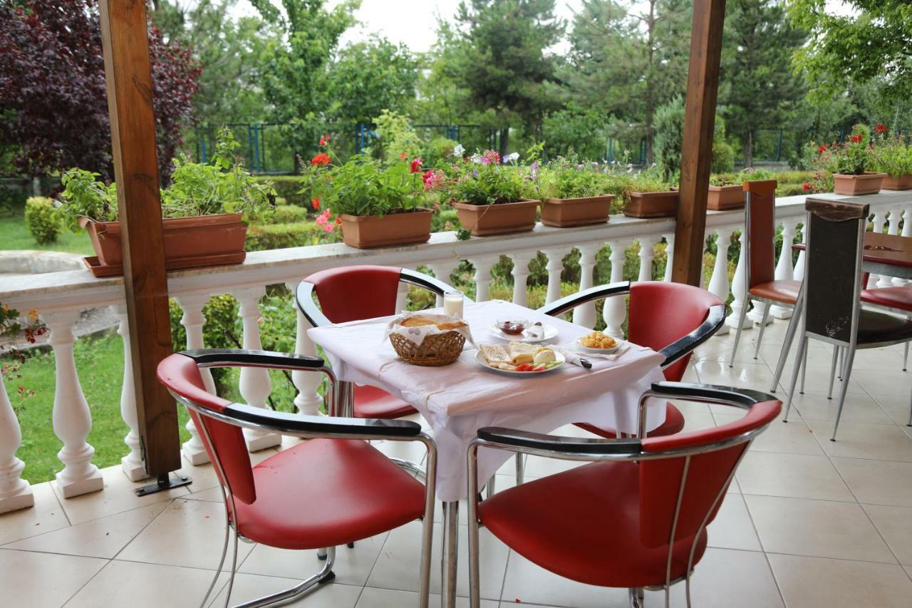 Hotel Villa Kabashi คอร์เชอ ภายนอก รูปภาพ
